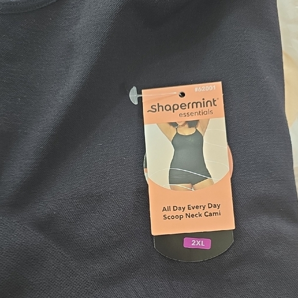 Shapermint Black Women's Shapewear Camisole - Picture 3 of 3